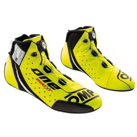 Sizes: 37-48  Rear bellow to increase comfort  Perforated leather for breathability  Part number: IC0-0805-B01  OMP EVO X-R Racing Shoes  Navy blue/silver/cyan  Miki-Motorsports  Micro adjustment ROTOR LACING  Lightweight and comfortable structure  Increased sensitivity on the pedal  High resistance and best grip  Fluo yellow  FIA 8856-2018 Approved  Colors: Black  Black/silver/red  Black/silver/fluo yellow